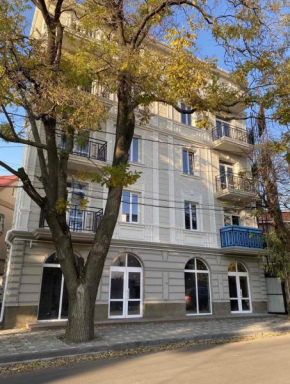 Kamanina Apartments